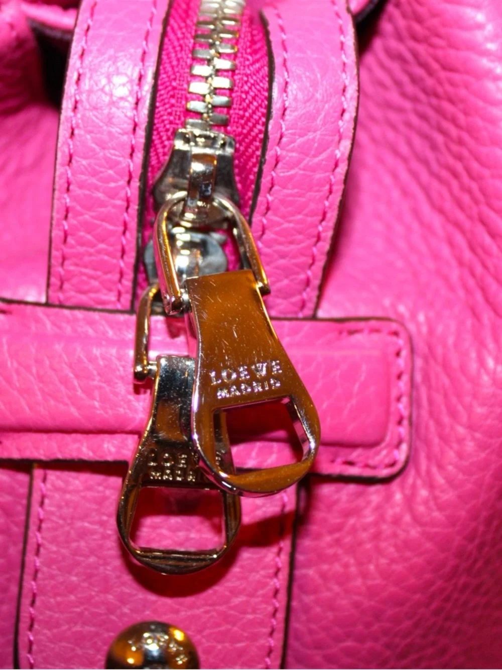 Loewe Anagram Handbag in Hot Pink and Orange Leather - Authentic - Picture 5 of 11